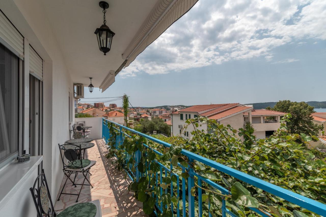 Apartment Radja Trogir Eksteriør bilde