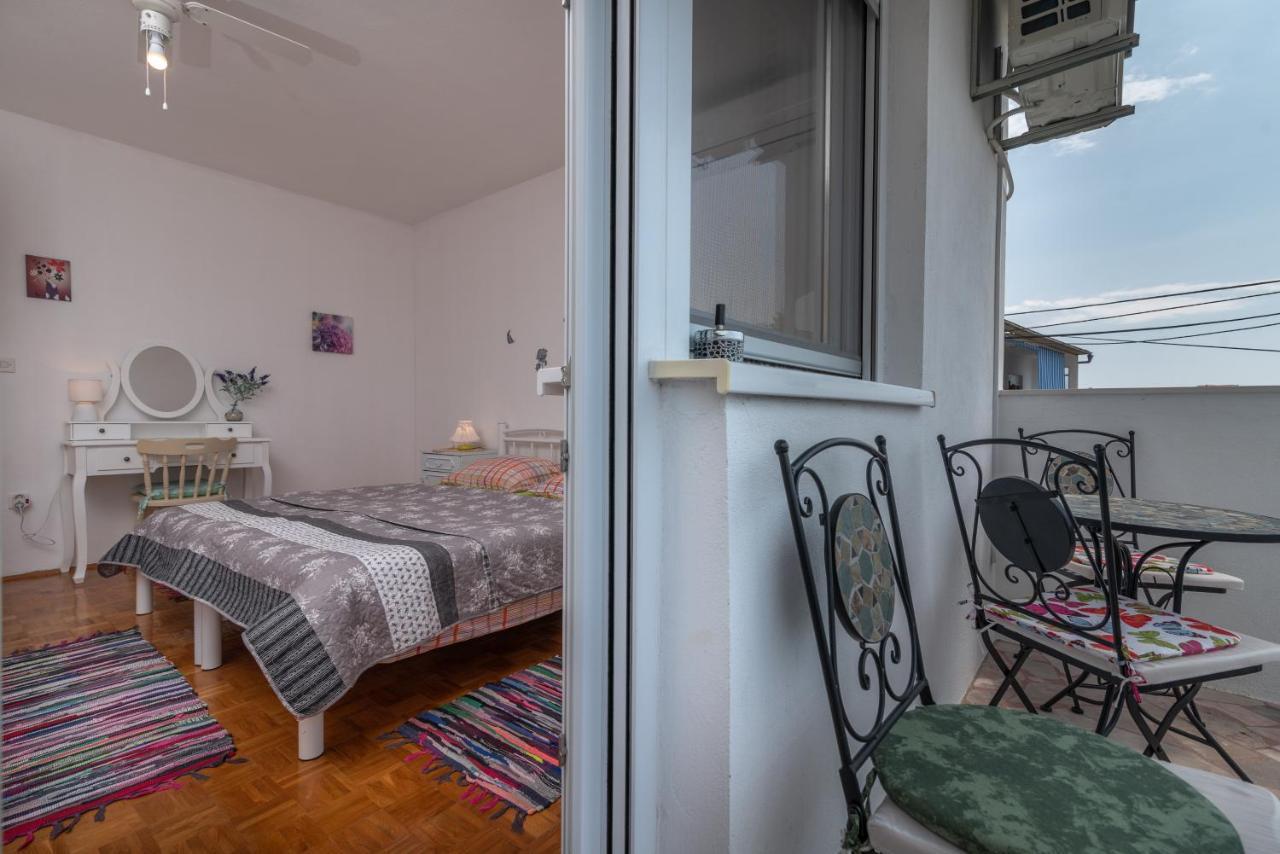 Apartment Radja Trogir Eksteriør bilde